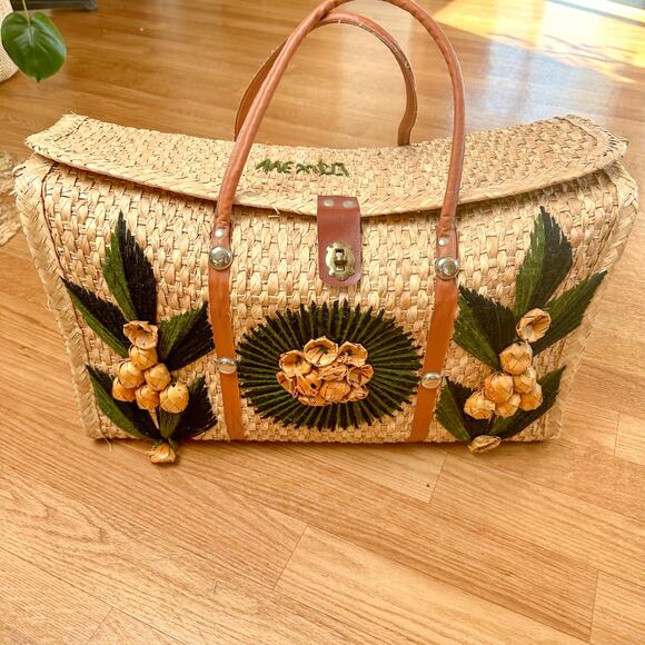 Vintage Luggage Handmade Acapulco Mexico Oversized Straw Tote Bag with Flowers - Picture 2 of 8